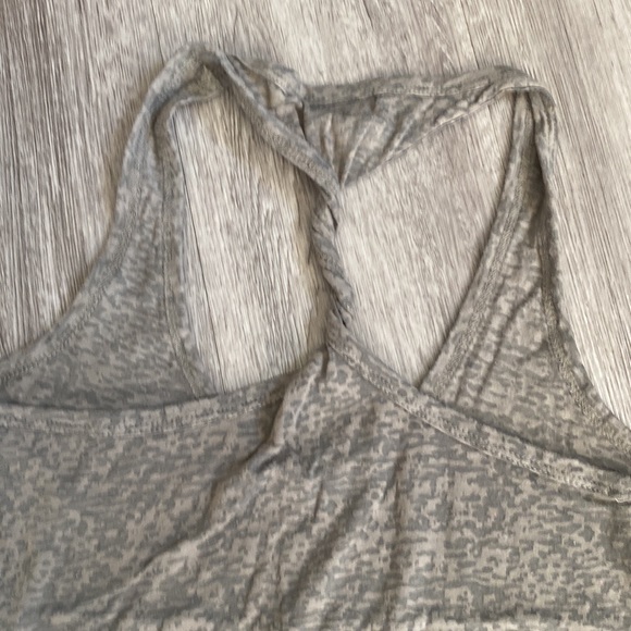 Ripcurl Semi Sheer Gray Tank Top twisted back - Picture 6 of 6